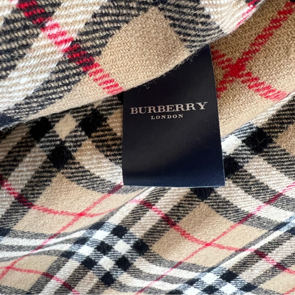 Burberry Tan Trench Coat - Picture 5 of 13